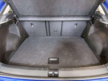 Volkswagen T-Roc 1.5 TSI Life SUV 5dr Petrol DSG Euro 6 (s/s) (150 ps)