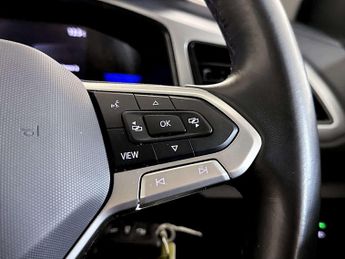 Volkswagen T-Roc 1.5 TSI Life SUV 5dr Petrol DSG Euro 6 (s/s) (150 ps)