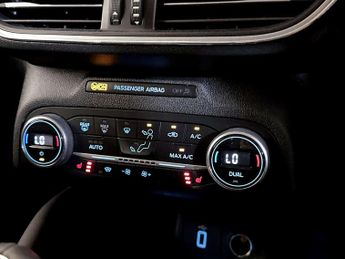 Ford Focus 1.0T EcoBoost Titanium Hatchback 5dr Petrol Manual Euro 6 (s/s) 