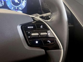 Kia Niro 64.8kWh 3 SUV 5dr Electric Auto (201 bhp)