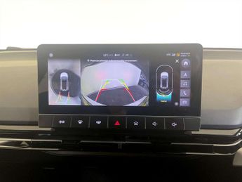 MG MG4 64kWh Trophy Long Range Hatchback 5dr Electric Auto (203 ps)