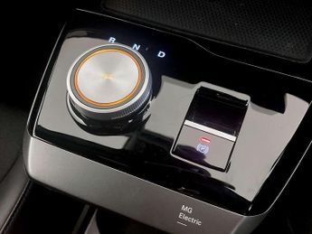 MG MG4 64kWh Trophy Long Range Hatchback 5dr Electric Auto (203 ps)