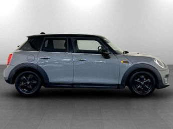 MINI Hatch 1.5 Cooper Hatchback 5dr Petrol Manual Euro 6 (s/s) (136 ps)