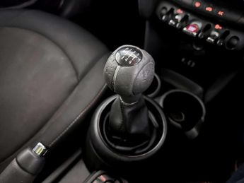 MINI Hatch 1.5 Cooper Hatchback 5dr Petrol Manual Euro 6 (s/s) (136 ps)