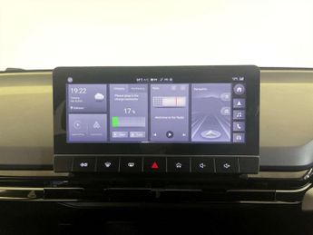 MG MG4 64kWh Trophy Long Range Hatchback 5dr Electric Auto (203 ps)