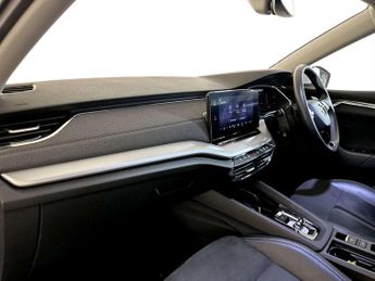 Skoda Octavia 1.4 TSI iV 13kWh SE L Hatchback 5dr Petrol Plug-in Hybrid DSG Eu