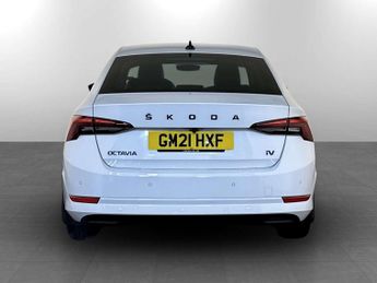 Skoda Octavia 1.4 TSI iV 13kWh SE L Hatchback 5dr Petrol Plug-in Hybrid DSG Eu