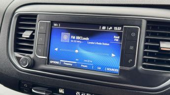 Toyota PROACE Verso 1.5D Shuttle Medium MPV MWB Euro 6 (s/s) 5dr (9 Seat)