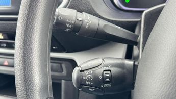 Toyota PROACE Verso 1.5D Shuttle Medium MPV MWB Euro 6 (s/s) 5dr (9 Seat)