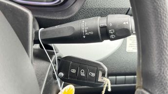 Toyota PROACE Verso 1.5D Shuttle Medium MPV MWB Euro 6 (s/s) 5dr (9 Seat)