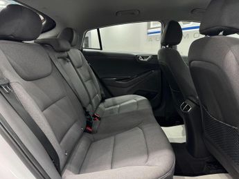 Hyundai IONIQ 1.6 h-GDi Premium DCT Euro 6 (s/s) 5dr