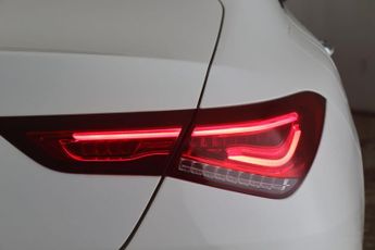 Mercedes-Benz CLA 1.3 CLA250e 15.6kWh AMG Line (Premium) Coupe 8G-DCT Euro 6 (s/s)