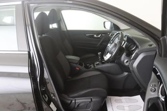 Nissan Qashqai 1.3 DIG-T Acenta Premium Euro 6 (s/s) 5dr
