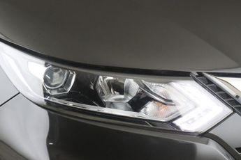 Nissan Qashqai 1.3 DIG-T Acenta Premium Euro 6 (s/s) 5dr