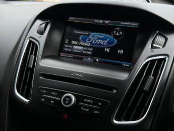 Ford Focus 2.0T EcoBoost ST-3 Euro 6 (s/s) 5dr