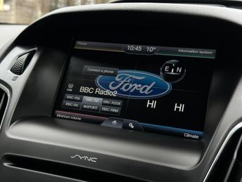 Ford Focus 2.0T EcoBoost ST-3 Euro 6 (s/s) 5dr