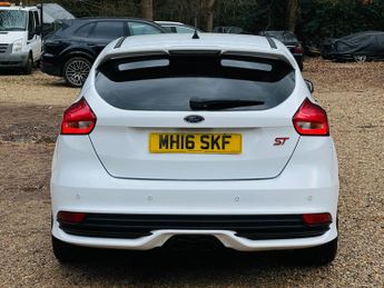 Ford Focus 2.0T EcoBoost ST-3 Euro 6 (s/s) 5dr