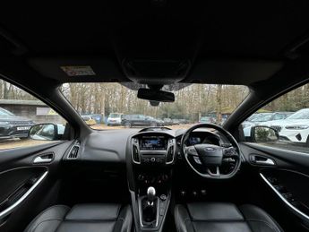 Ford Focus 2.0T EcoBoost ST-3 Euro 6 (s/s) 5dr
