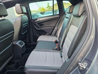 Volkswagen Tiguan 2.0 TSI R-Line DSG 4Motion Euro 6 (s/s) 5dr
