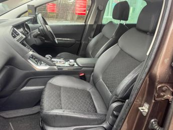 Peugeot 3008 2.0 h e-HDi Allure EGC 4WD Euro 5 (s/s) 5dr