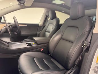 Tesla Model Y (Dual Motor) Long Range Auto 4WDE 5dr