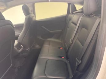 Tesla Model Y (Dual Motor) Long Range Auto 4WDE 5dr