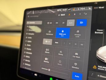 Tesla Model Y (Dual Motor) Long Range Auto 4WDE 5dr