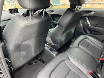 Audi A1 1.4 TFSI S line Sportback S Tronic Euro 6 (s/s) 5dr (Nav)