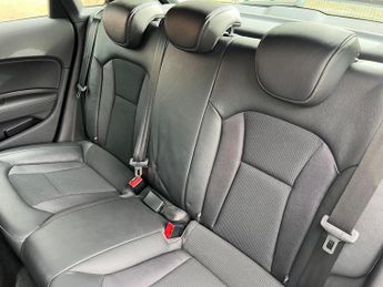 Audi A1 1.4 TFSI S line Sportback S Tronic Euro 6 (s/s) 5dr (Nav)