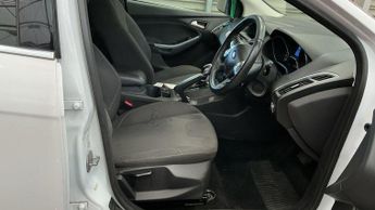 Ford Focus 1.6 Titanium Powershift Euro 5 5dr