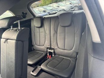 BMW 2 Series Gran Tourer 2.0 218d Luxury Auto Euro 6 (s/s) 5dr