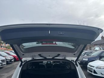 BMW 2 Series Gran Tourer 2.0 218d Luxury Auto Euro 6 (s/s) 5dr