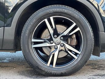 Volvo XC40 2.0 T5 R-Design Auto AWD Euro 6 (s/s) 5dr