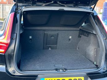 Volvo XC40 2.0 T5 R-Design Auto AWD Euro 6 (s/s) 5dr