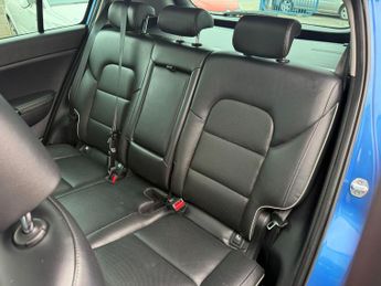 Kia Sportage 1.6 T-GDi 4 DCT AWD Euro 6 (s/s) 5dr