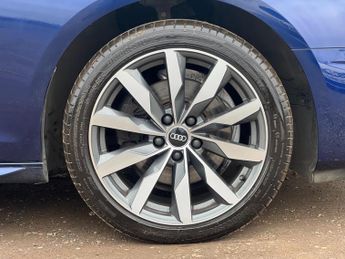 Audi A4 Avant 2.0 TDI 35 Sport Edition S Tronic Euro 6 (s/s) 5dr