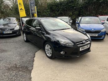 Ford Focus 1.0T EcoBoost Titanium Navigator Euro 5 (s/s) 5dr