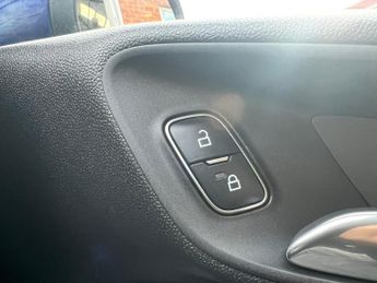 Ford Fiesta 1.0T EcoBoost Titanium Auto Euro 6 (s/s) 5dr