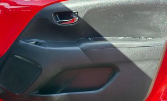 Toyota AYGO 1.0 VVT-i x-play x-shift Euro 6 5dr