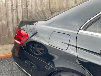 Mercedes-Benz E Class 2.1 E220 CDI SE G-Tronic+ Euro 5 (s/s) 4dr