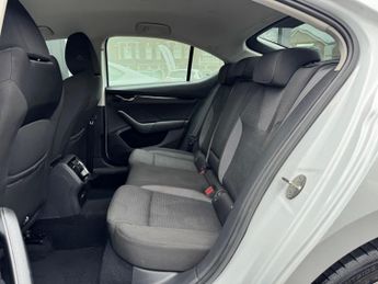 Skoda Octavia 1.4 TSI iV 13kWh SE Technology DSG Euro 6 (s/s) 5dr