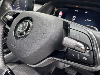 Skoda Octavia 1.4 TSI iV 13kWh SE Technology DSG Euro 6 (s/s) 5dr