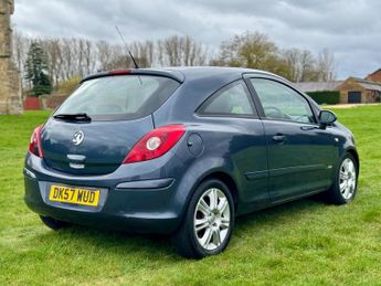 Vauxhall Corsa 1.4i 16v Design Hatchback 3dr Petrol Automatic (a/c) (163 g/km, 
