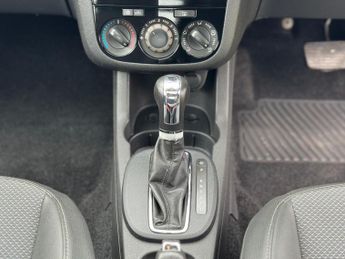 Vauxhall Corsa 1.4i 16v Design Hatchback 3dr Petrol Automatic (a/c) (163 g/km, 