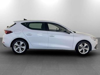 SEAT Leon 1.4 eHybrid 12.8kWh FR Hatchback 5dr Petrol Plug-in Hybrid DSG E