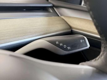 Tesla Model Y SUV 5dr Electric Auto RWD (346 ps)