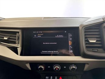 Audi A1 1.0 TFSI 30 S line Sportback 5dr Petrol S Tronic Euro 6 (s/s) (1