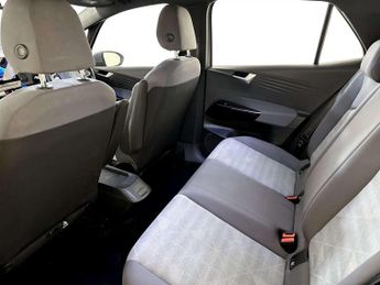 Volkswagen ID.3 Pro Performance 58kWh Life Hatchback 5dr Electric Auto (204 ps)