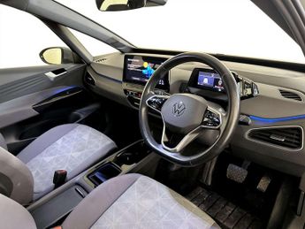 Volkswagen ID.3 Pro Performance 58kWh Life Hatchback 5dr Electric Auto (204 ps)