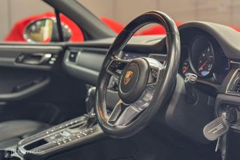 Porsche Macan 2.0T PDK 4WD Euro 6 (s/s) 5dr